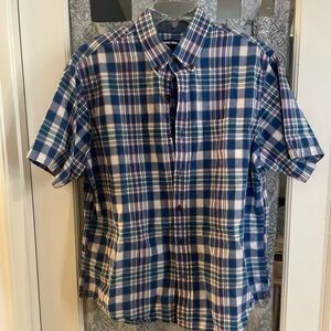 Lands’ End Short Sleeve Button Down Shirt Large